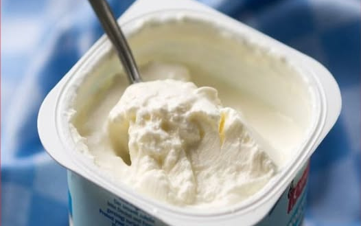 Don't throw away expired yogurt, use it for these things, great benefits and avoid waste