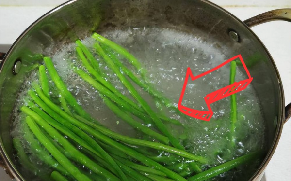 4 Vegetables You Should Never Blanch Before Cooking