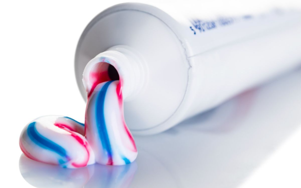 Why Does Striped Toothpaste Stay Separate When Squeezed?